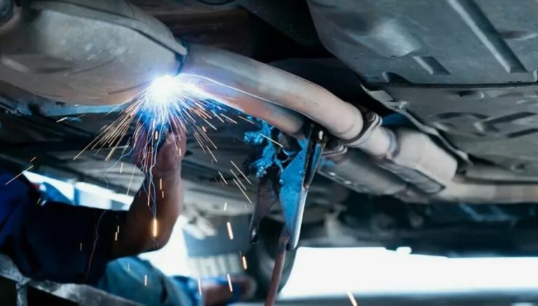 Выхлопная система: когда нужен ремонт и как его избежать