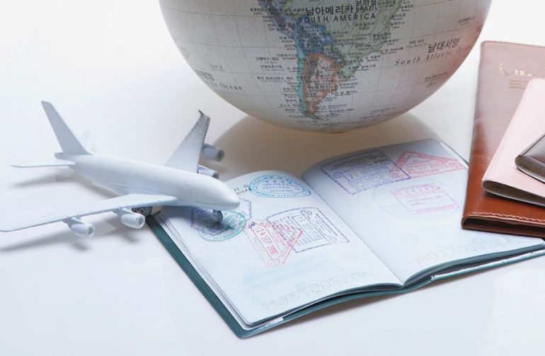 Секреты путешественников: когда выгоднее покупать билеты на отдых у моря